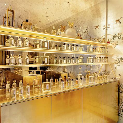 perfume store near me paris